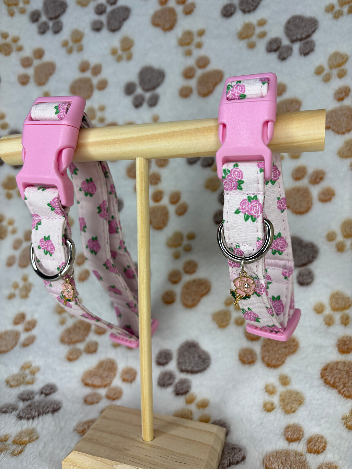 Pet Collar Rose Design