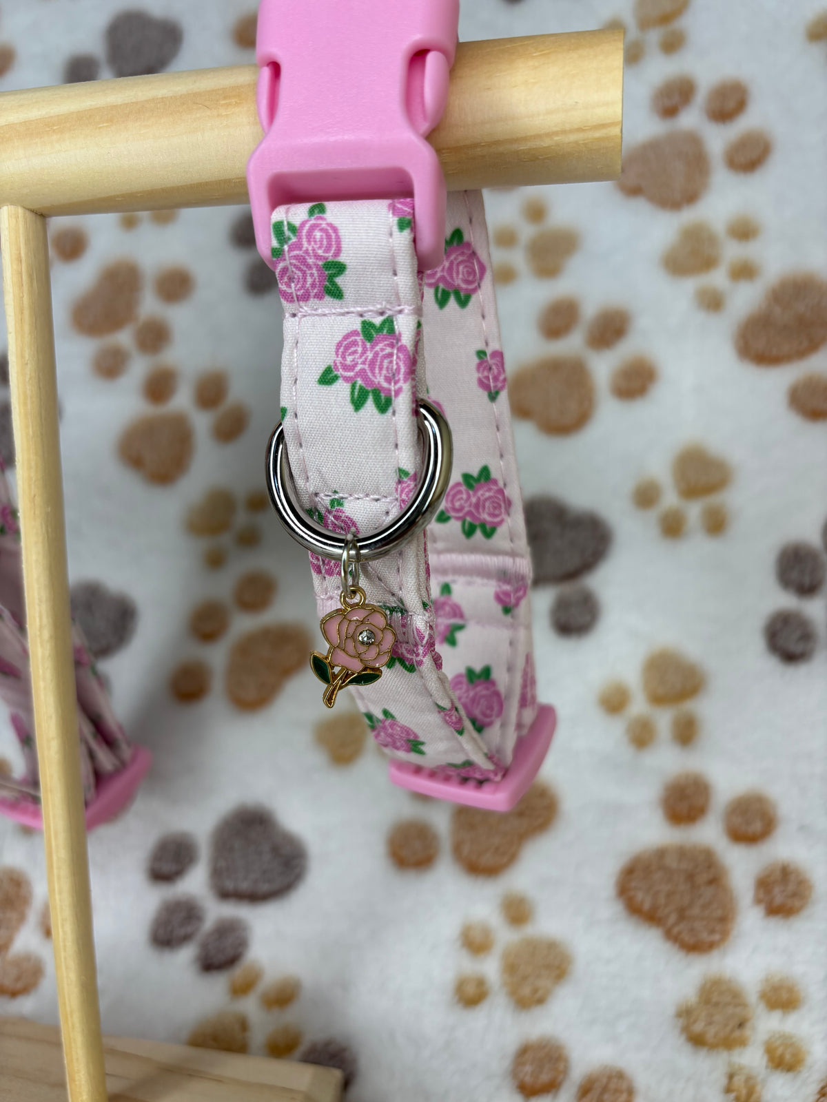 Pet Collar Rose Design