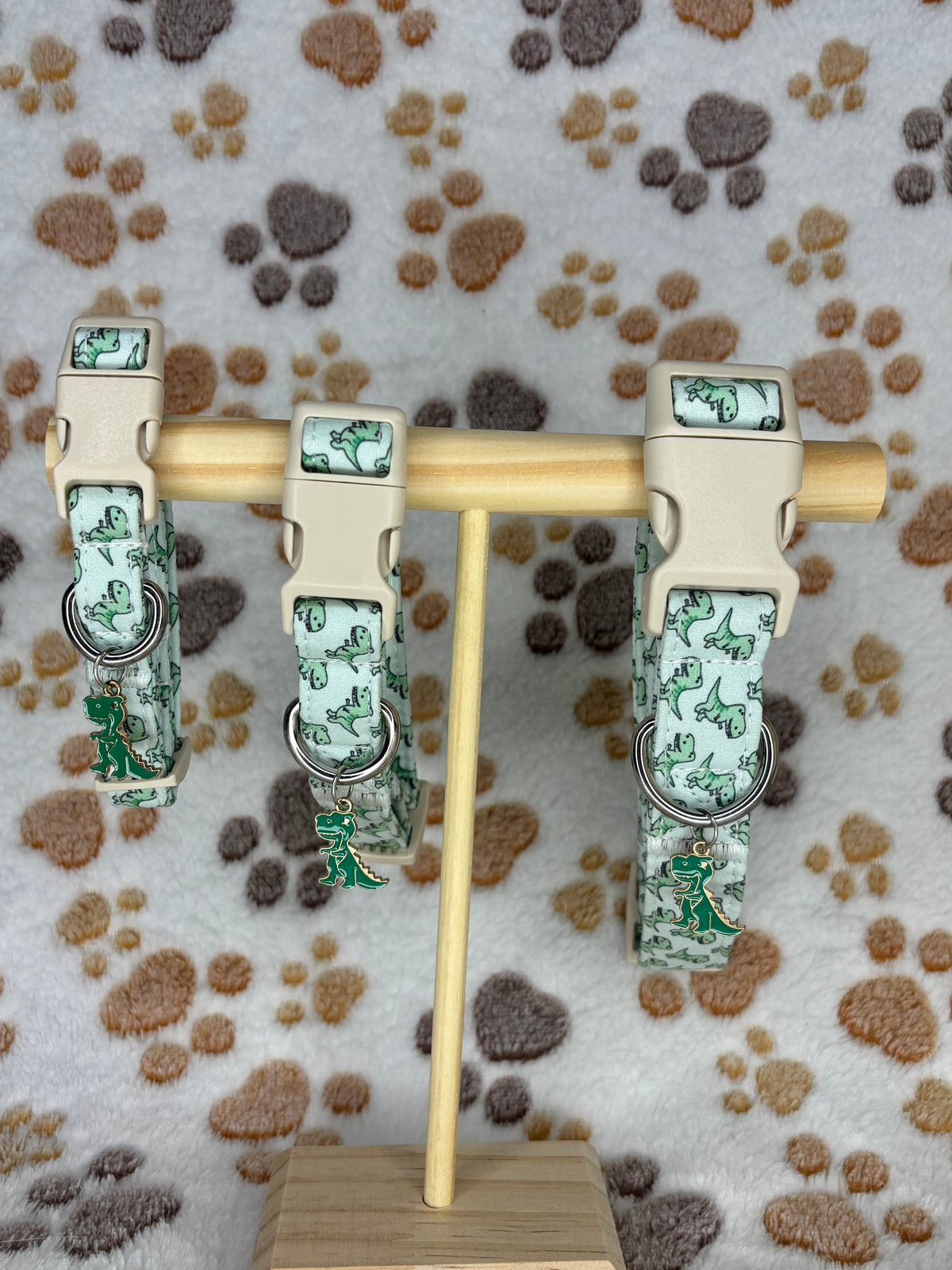Pet Collar Dino Design